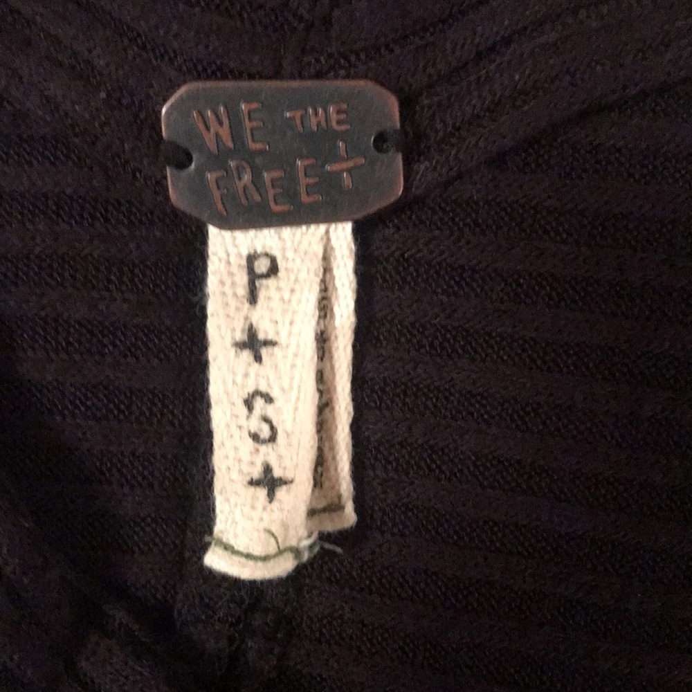 We the Free top - Picture 4 of 4